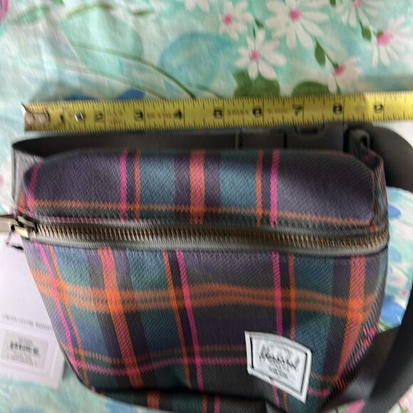 Herschel Fifteen Belt Bag Pewter Plaid - Picture 9 of 10